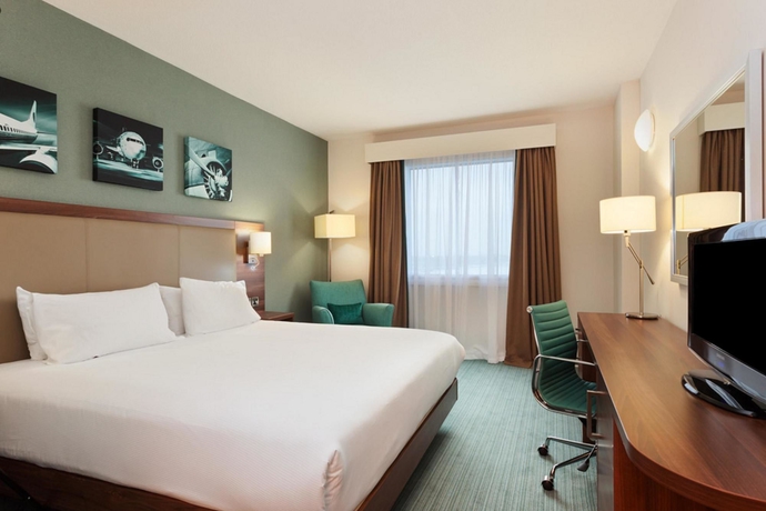 Imagen de la habitación del Hotel Hilton Garden Inn London Heathrow Airport. Foto 8