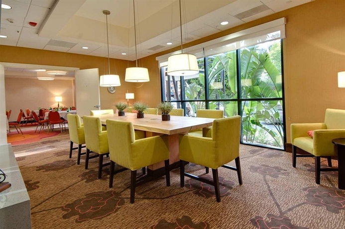 Imagen de los interiores del Hotel Hilton Garden Inn Los Angeles/hollywood. Foto 13