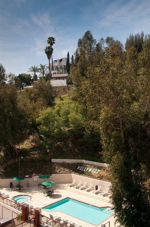 Imagen de la piscina del Hotel Hilton Garden Inn Los Angeles/hollywood. Foto 16