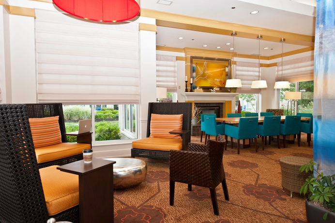 Imagen de los interiores del Hotel Hilton Garden Inn Louisville East. Foto 13