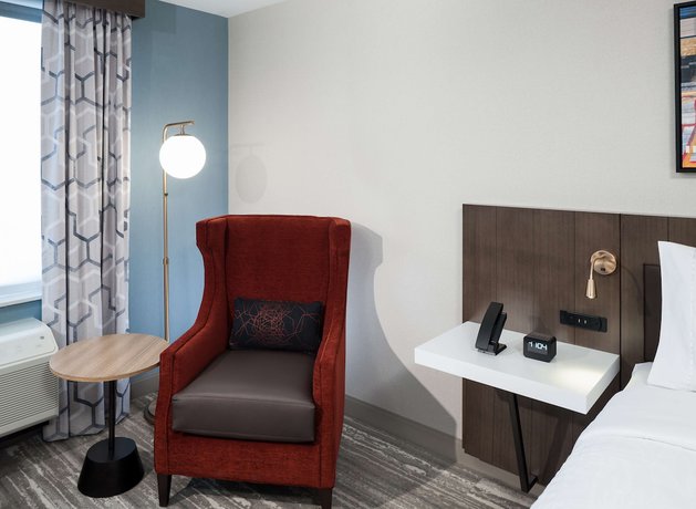 Imagen de la habitación del Hotel Hilton Garden Inn Madison Downtown. Foto 2