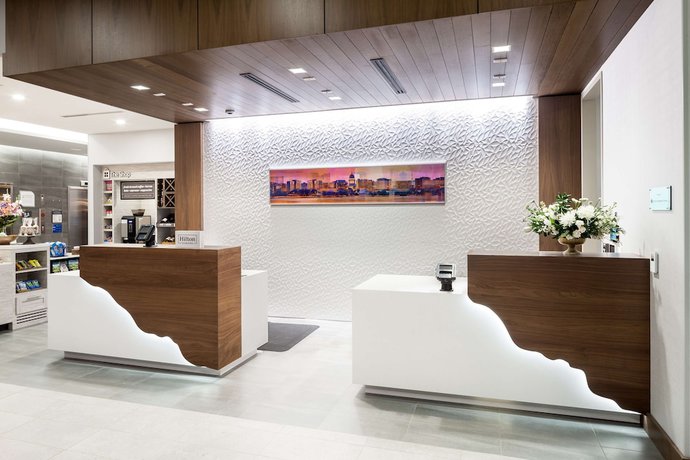 Imagen de los interiores del Hotel Hilton Garden Inn Madison Downtown. Foto 19