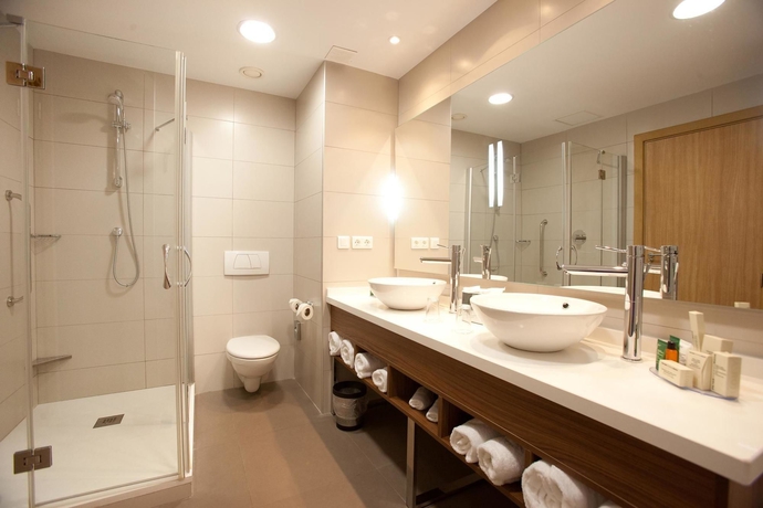 Imagen de la habitación del Hotel Hilton Garden Inn Malaga. Foto 7