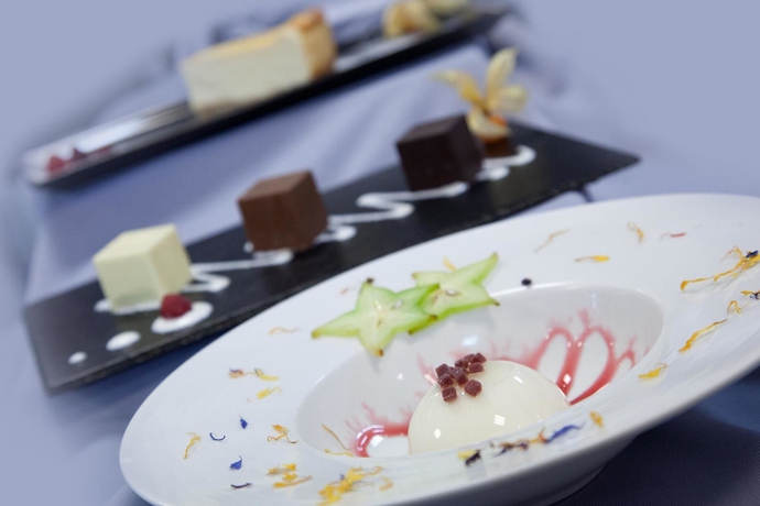 Imagen del bar/restaurante del Hotel Hilton Garden Inn Malaga. Foto 4