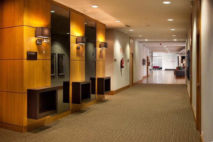 Imagen de los interiores del Hotel Hilton Garden Inn Malaga. Foto 16