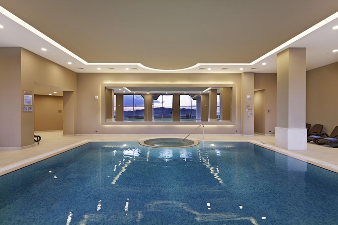 Imagen de la piscina del Hotel Hilton Garden Inn Mardin. Foto 17