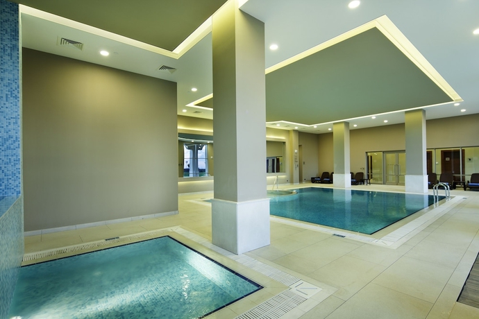 Imagen de la piscina del Hotel Hilton Garden Inn Mardin. Foto 18