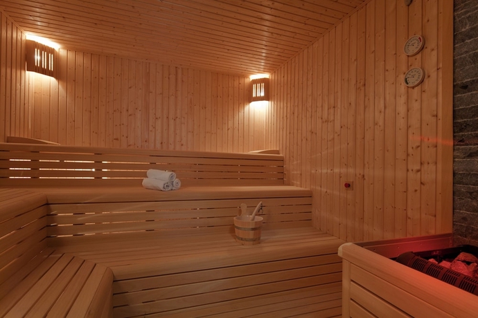 Imagen de la piscina del Hotel Hilton Garden Inn Mardin. Foto 19