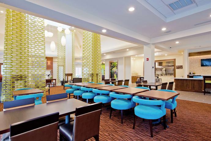 Imagen de los interiores del Hotel Hilton Garden Inn Martinsburg. Foto 18
