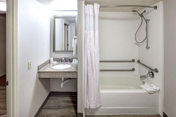 Imagen de la habitación del Hotel Hilton Garden Inn McAllen Airport. Foto 11