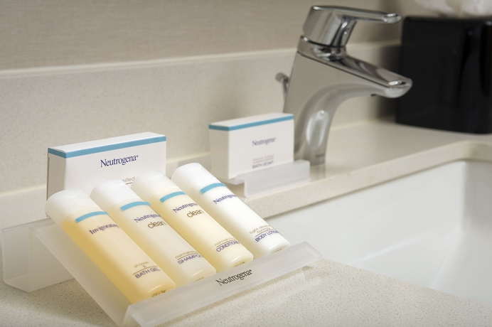 Imagen de la habitación del Hotel Hilton Garden Inn Miami South Beach. Foto 9