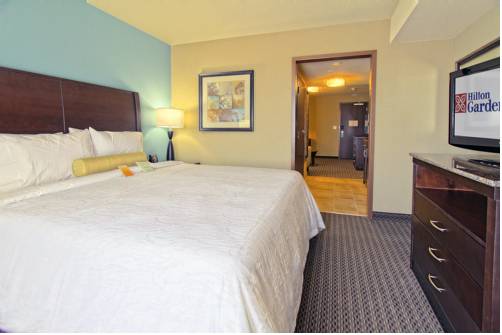 Imagen de la habitación del Hotel Hilton Garden Inn Midtown Tulsa. Foto 6