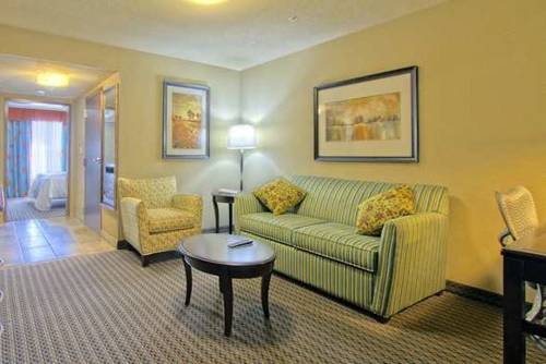 Imagen de la habitación del Hotel Hilton Garden Inn Midtown Tulsa. Foto 7
