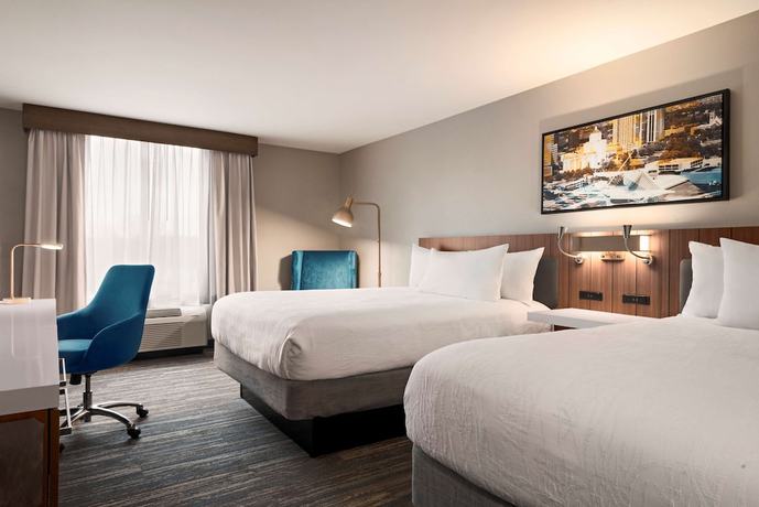 Imagen de la habitación del Hotel Hilton Garden Inn Milwaukee Brookfield Conference Center, Wi. Foto 2