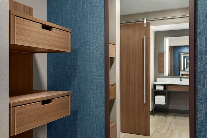 Imagen de la habitación del Hotel Hilton Garden Inn Milwaukee Brookfield Conference Center, Wi. Foto 6