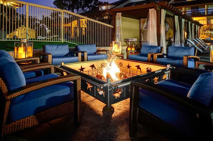 Imagen de los exteriores del Hotel Hilton Garden Inn Monterey. Foto 9