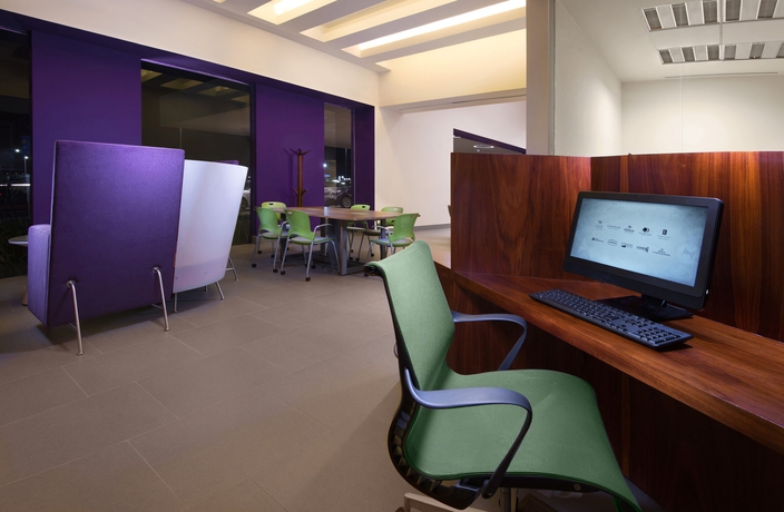 Imagen de los interiores del Hotel Hilton Garden Inn Monterrey Airport. Foto 10