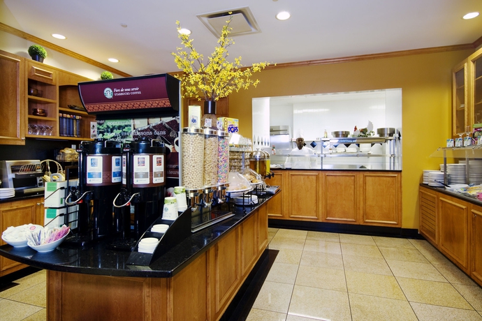 Imagen del bar/restaurante del Hotel Hilton Garden Inn Montréal Centre-ville. Foto 3