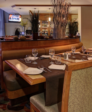 Imagen del bar/restaurante del Hotel Hilton Garden Inn Montréal Centre-ville. Foto 4