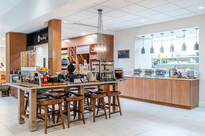 Imagen del bar/restaurante del Hotel Hilton Garden Inn Morgantown. Foto 3