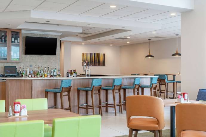Imagen del bar/restaurante del Hotel Hilton Garden Inn Morgantown. Foto 5