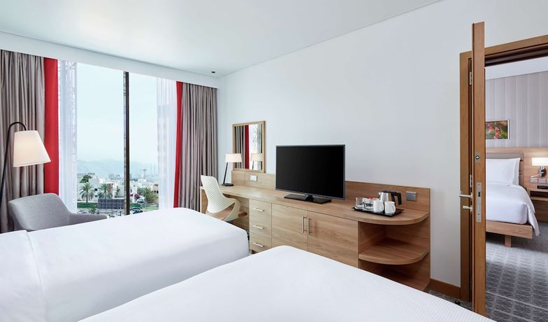 Imagen de la habitación del Hotel Hilton Garden Inn Muscat Al Khuwair. Foto 10