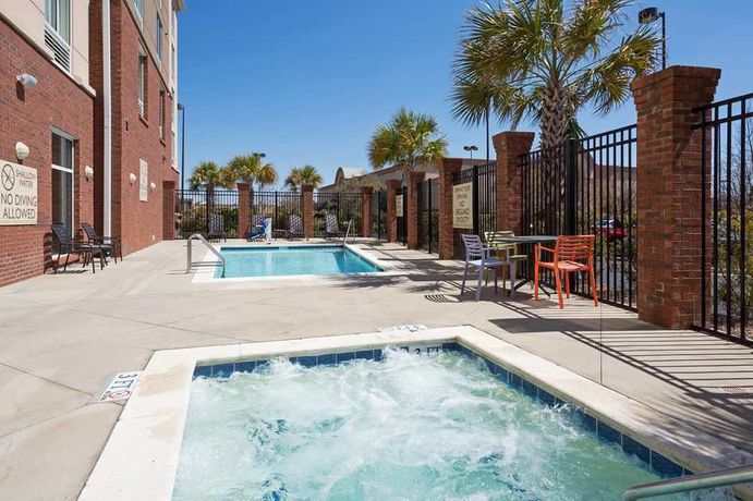 Imagen del bar/restaurante del Hotel Hilton Garden Inn Myrtle Beach/coastal Grand Mall. Foto 5
