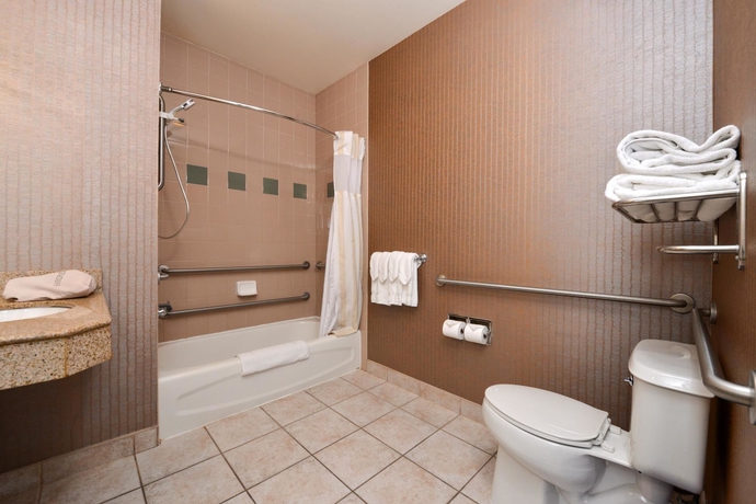 Imagen de la habitación del Hotel Hilton Garden Inn Napa. Foto 5