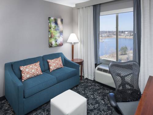 Imagen de la habitación del Hotel Hilton Garden Inn Naperville/warrenville. Foto 4