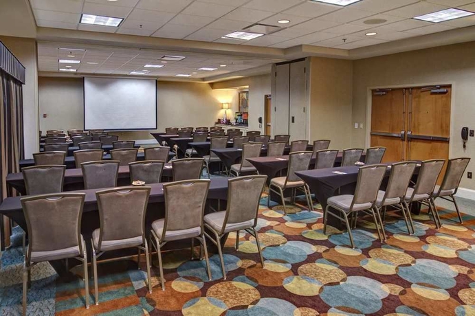 Imagen de los interiores del Hotel Hilton Garden Inn Nashville Airport. Foto 14