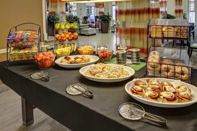 Imagen del bar/restaurante del Hotel Hilton Garden Inn Nashville Airport. Foto 5