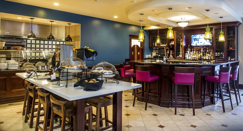 Imagen del bar/restaurante del Hotel Hilton Garden Inn Niagara-on-the-lake. Foto 3