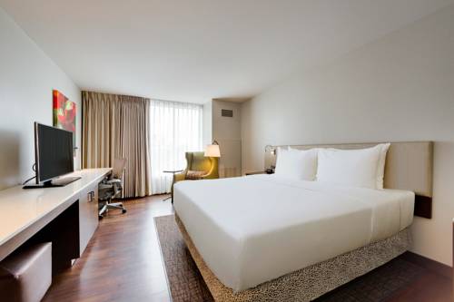 Imagen de la habitación del Hotel Hilton Garden Inn North Houston Spring. Foto 1