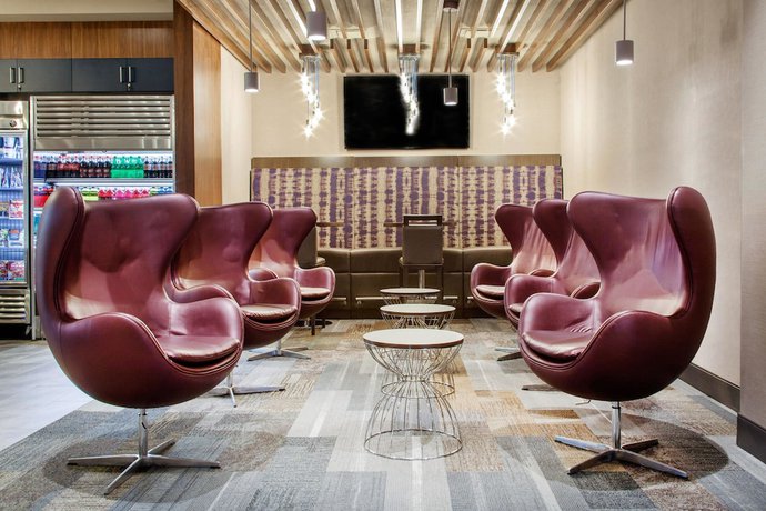 Imagen de los interiores del Hotel Hilton Garden Inn North Phoenix Scottsdale. Foto 18