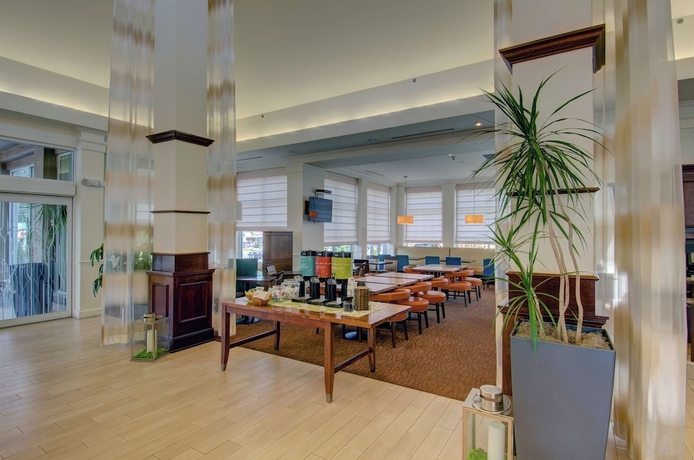Imagen de los interiores del Hotel Hilton Garden Inn Norwalk. Foto 19