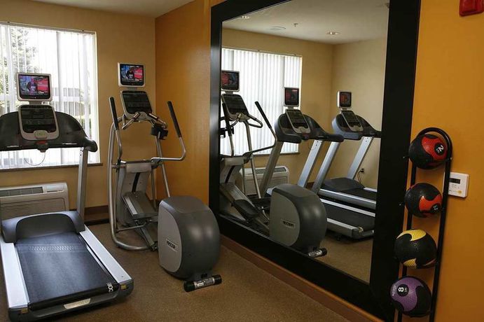 Imagen de los interiores del Hotel Hilton Garden Inn Oakland / San Leandro. Foto 15