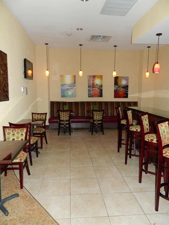 Imagen del bar/restaurante del Hotel Hilton Garden Inn Odessa. Foto 6