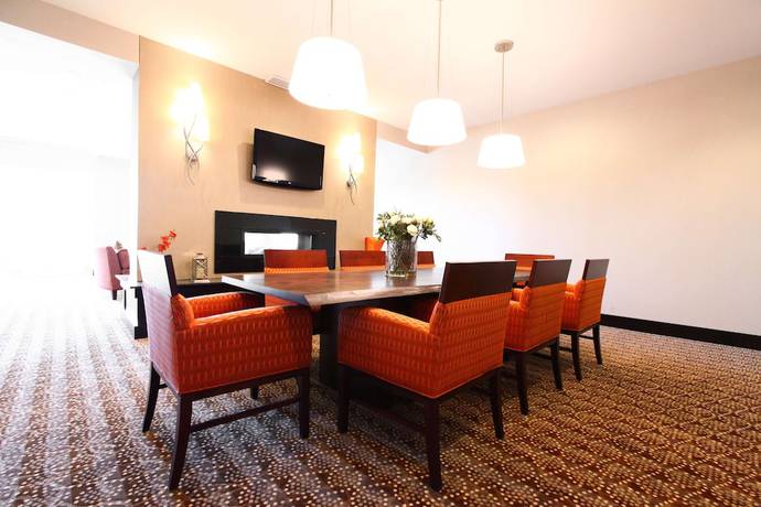 Imagen de los interiores del Hotel Hilton Garden Inn Olathe. Foto 18