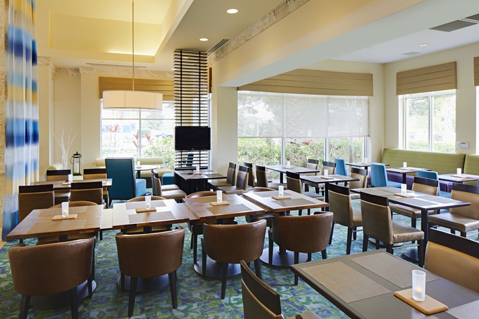 Imagen del bar/restaurante del Hotel Hilton Garden Inn Orlando International Drive North. Foto 3