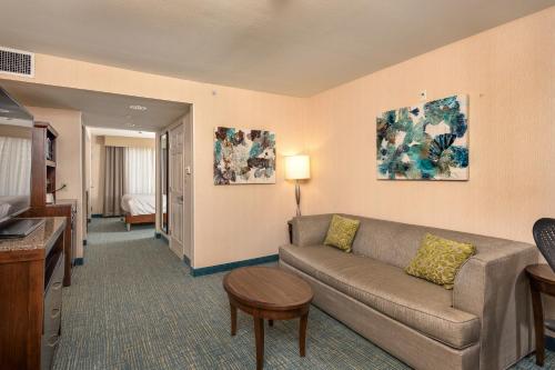 Imagen de la habitación del Hotel Hilton Garden Inn Overland Park. Foto 7