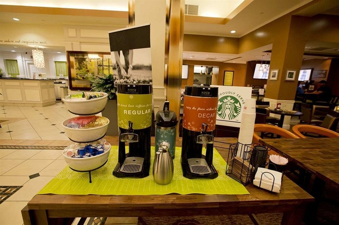 Imagen del bar/restaurante del Hotel Hilton Garden Inn Oxnard/camarillo. Foto 2