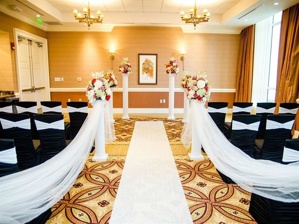 Imagen de los interiores del Hotel Hilton Garden Inn Palm Beach Gardens. Foto 11