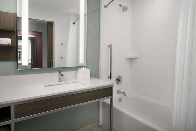 Imagen de la habitación del Hotel Hilton Garden Inn Pensacola Downtown. Foto 17