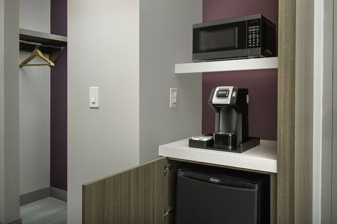 Imagen de la habitación del Hotel Hilton Garden Inn Pensacola Downtown. Foto 19