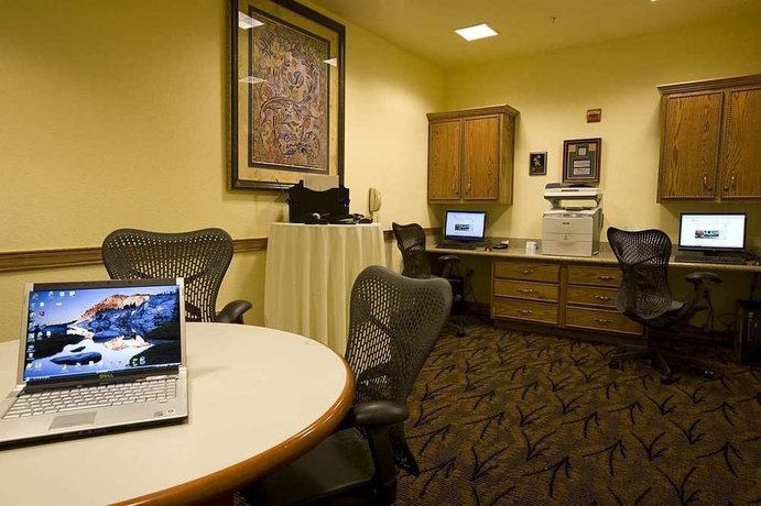 Imagen de los interiores del Hotel Hilton Garden Inn Phoenix Airport. Foto 6