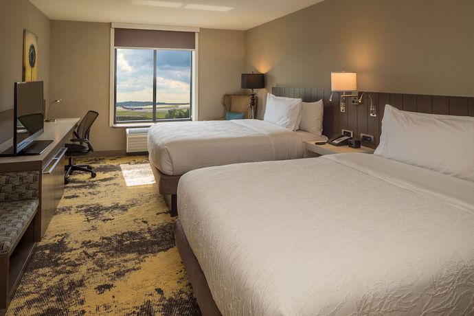 Imagen de la habitación del Hotel Hilton Garden Inn Pittsburgh Airport. Foto 14