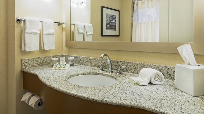 Imagen de la habitación del Hotel Hilton Garden Inn Portsmouth Downtown. Foto 4