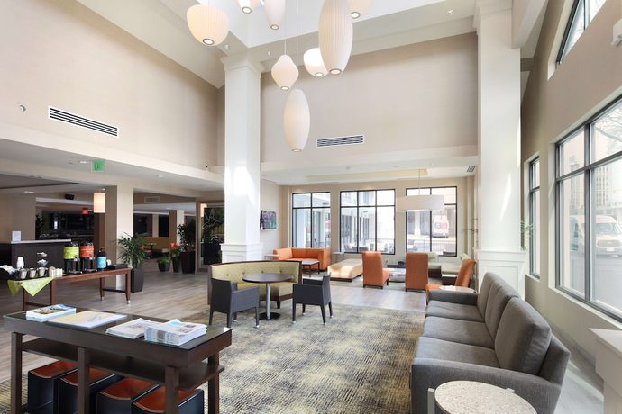 Imagen de los interiores del Hotel Hilton Garden Inn Reagan National Airport. Foto 16