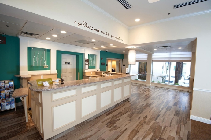 Imagen de los interiores del Hotel Hilton Garden Inn Redding. Foto 15