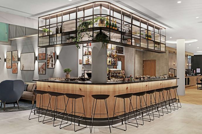 Imagen de los interiores del Hotel Hilton Garden Inn Riga Old Town. Foto 17